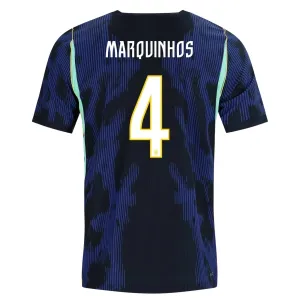 Brazil Marquinhos 4 Nogometni Dresovi Svjetsko Prvenstvo 2026 Gostujući Brazil Marquinhos 4 Nogometni Dresovi Svjetsko Prvenstvo 2026 Gostujući