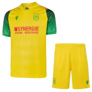 FC Nantes Djeca Nogometni Dresovi 2026/27 Domaći (+ Kratke Hlače) FC Nantes Djeca Nogometni Dresovi 2026/27 Domaći (+ Kratke Hlače)