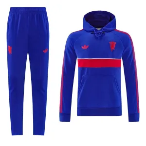 Manchester United Komplet trenirke s kapuljačom 2026/27 Plava Manchester United Komplet trenirke s kapuljačom 2026/27 Plava