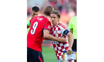 Crveno-bijelo, kockasto: Nogometni ciklus koji traje osamnaest godina